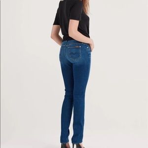 Seven for All Mankind b(air) Denim
